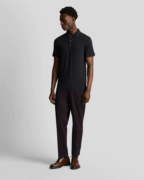 Lyle and Scott Tonal Eagle Polo Black Model / Voorkant
