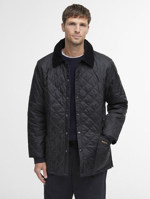 Barbour Liddesdale Quilt Black Model / Voorkant