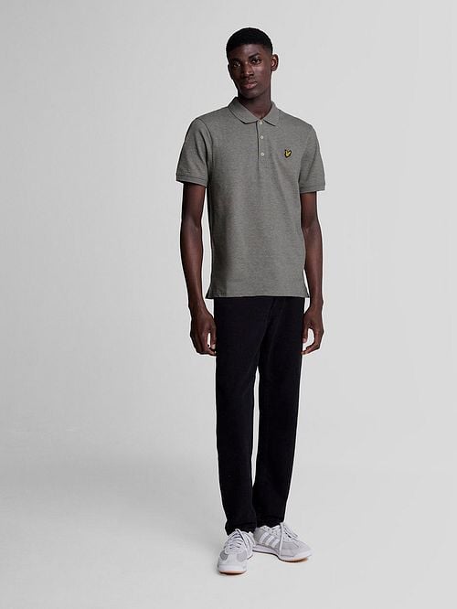 Lyle and Scott Polo Plain Grey Model / Voorkant