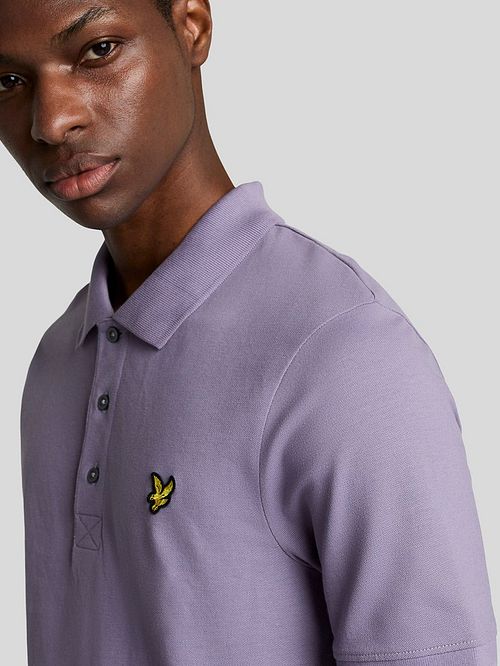 Lyle and Scott Polo Shirt Dusk Purple Model / Detail