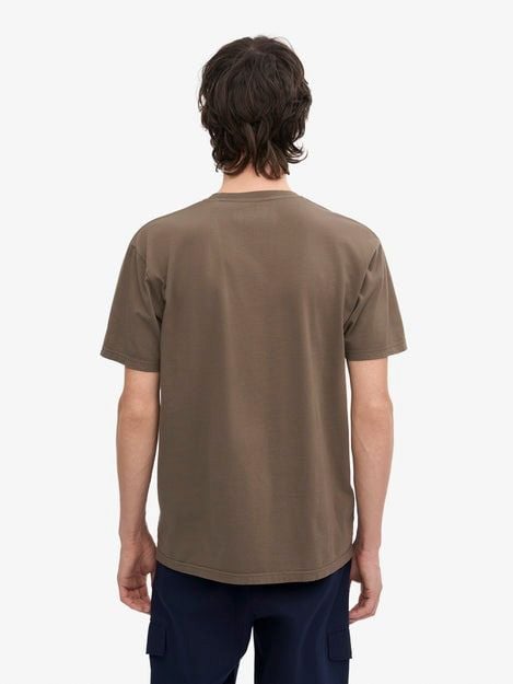 Colorful Standard T-shirt Coloré Marron Model / Achterkant