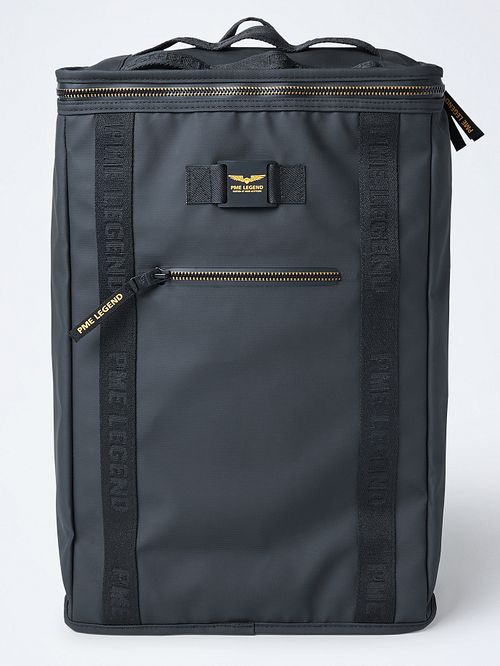 PME Legend Rucksack Schwarz Model / Voorkant