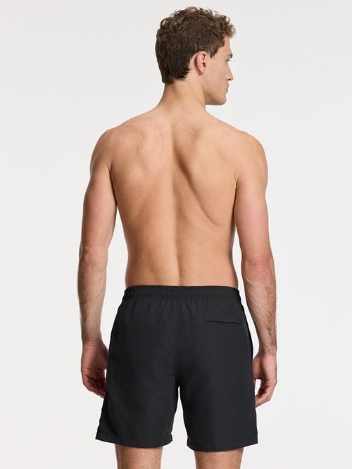 Shiwi Swimshorts Mike Black Model / Achterkant
