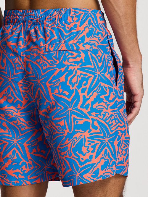 Shiwi Swimshorts Mike Starfish Blue Model / Detail