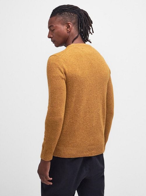 Barbour Tisbury Pullover Gelb Model / Achterkant