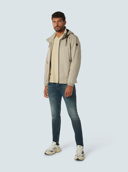 No Excess Jacket Half Long with Hood Beige Model / Voorkant