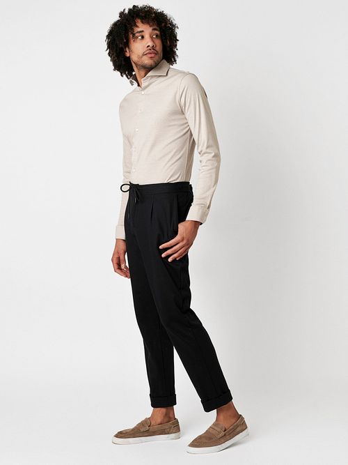 Desoto Essential Shirt Hai Piqué Beige Model / Voorkant
