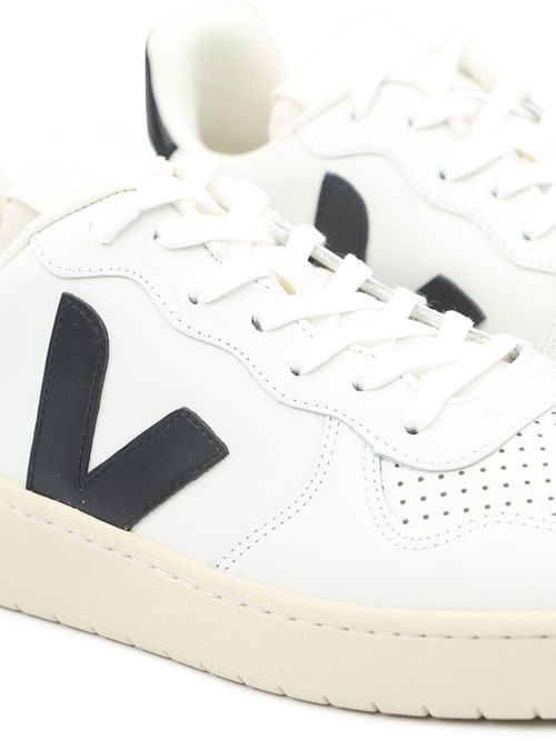 Veja Baskets V-10 Noir Product / Detail
