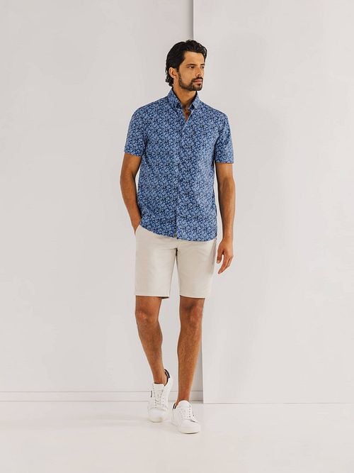 State Of Art Short Sleeve Shirt Leafs Navy Model / Voorkant
