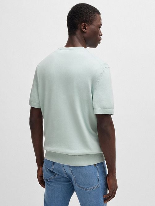 BOSS Knitted T-shirt Kanache Light Blue Model / Achterkant