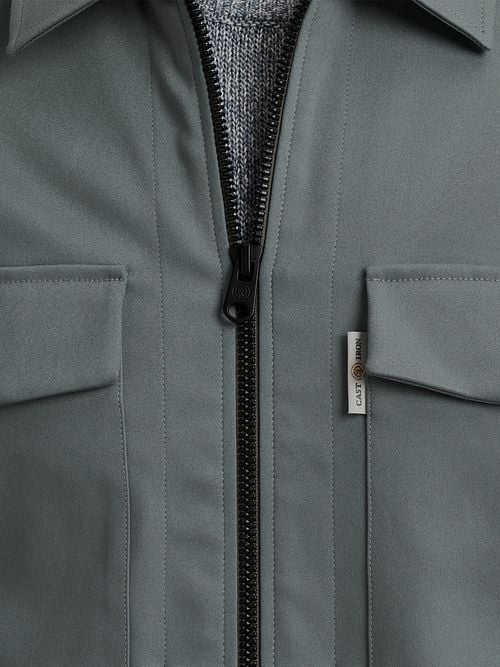 Cast Iron Tech Overshirt Stormy Blauw Model / Detail