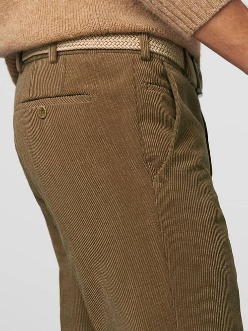 Meyer Trousers Roma Wool Corduroy Olive Green Model / Detail
