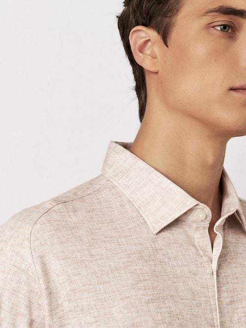 Desoto Shirt Kent Monochrome Beige Model / Detail