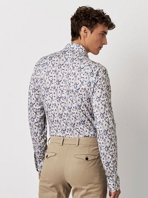 Desoto Shirt Smooth Violets Blue Model / Achterkant