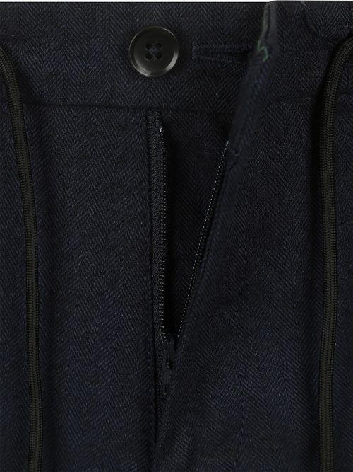 Product / Detail