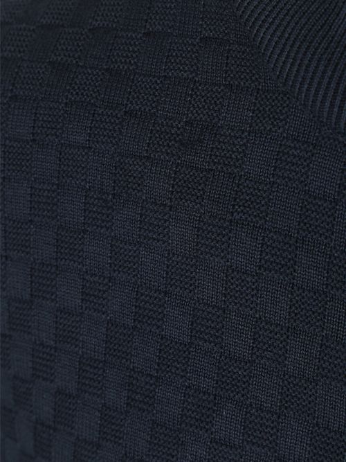Product / Detail