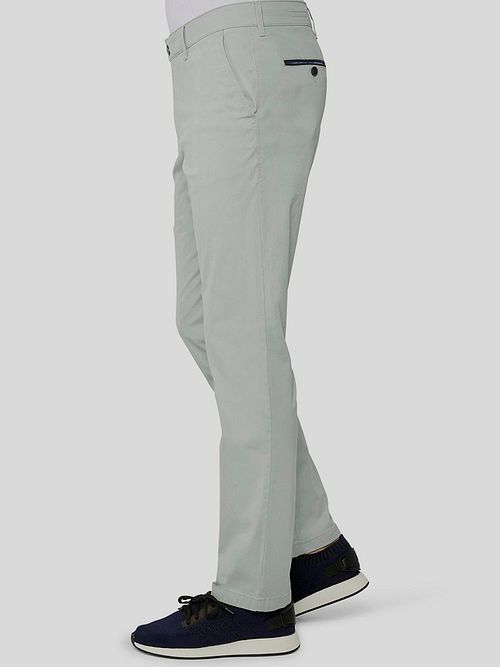 Gardeur Chino Hellgrau Benny 3 Model / Zijkant