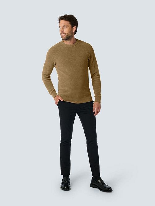 No Excess Pullover Ribknit Khaki Model / Voorkant