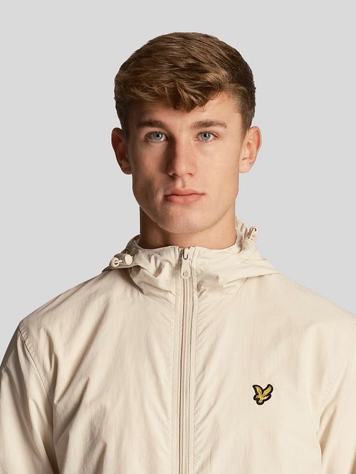 Lyle & Scott Zip Jas Beige Model / Detail