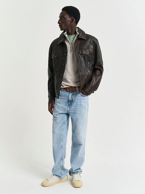 Model / Voorkant
