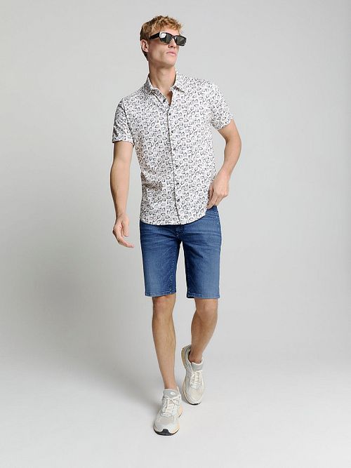Model / Voorkant