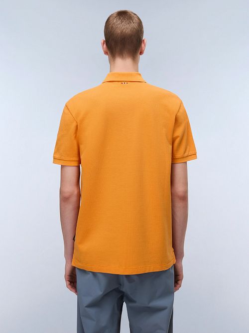 Model / Achterkant