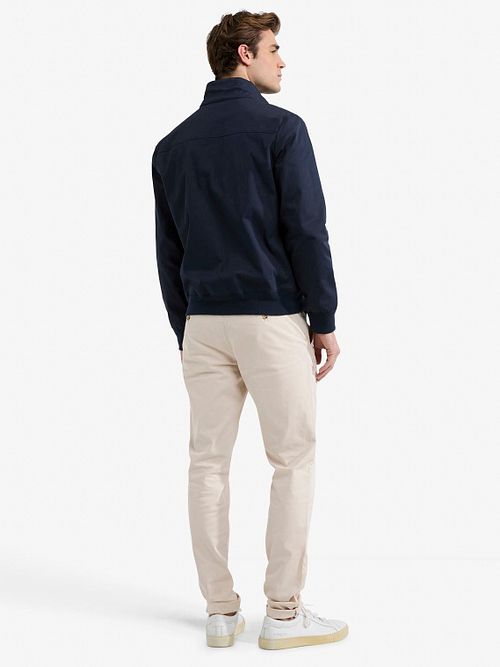 Model / Achterkant