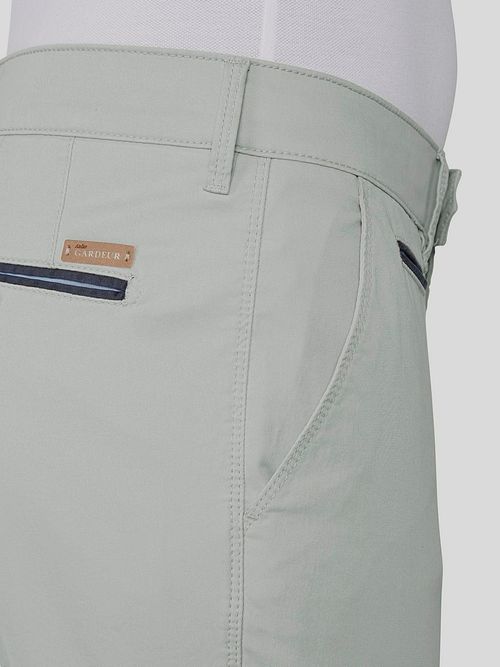 Model / Detail