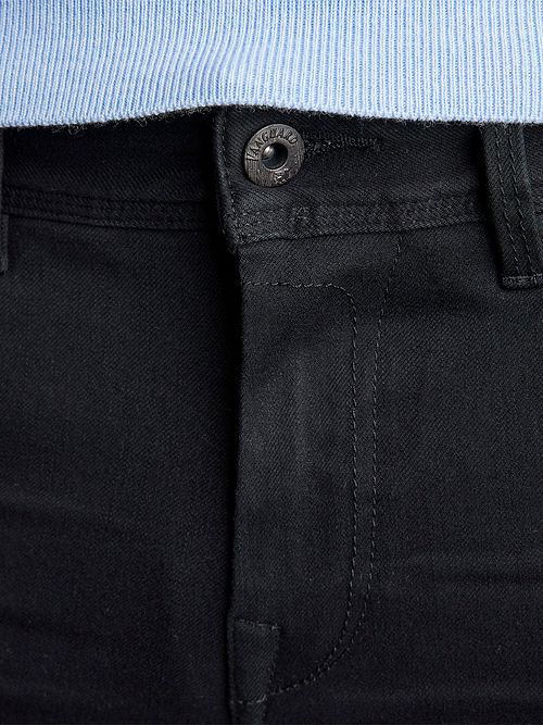 Model / Detail