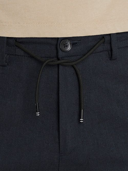 Model / Detail