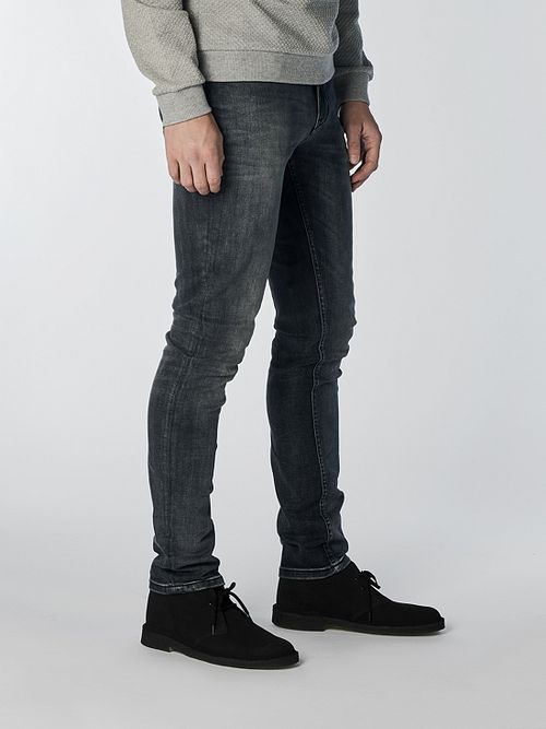 Model / Zijkant