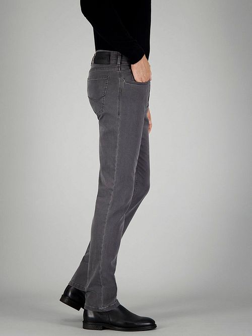 Model / Zijkant