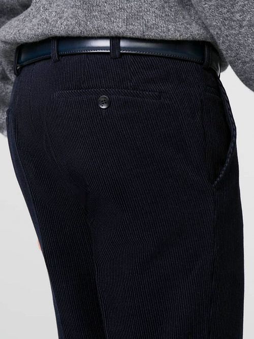 Model / Zijkant