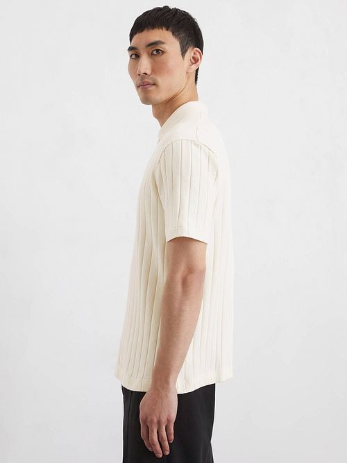 Model / Zijkant