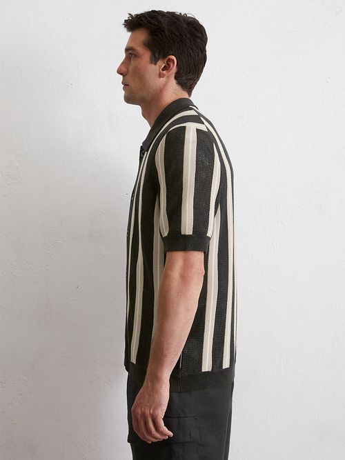 Model / Zijkant