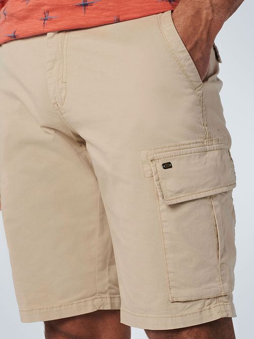 No Excess Cargo Garment Short Beige Model / Detail