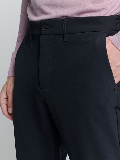 No Excess Chino 4-Way Stretch Sedoc Navy Model / Detail