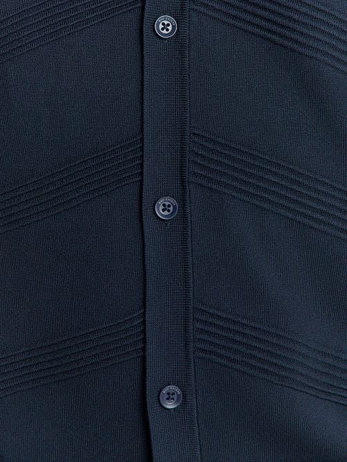 No Excess Knitted Top Navy Model / Detail