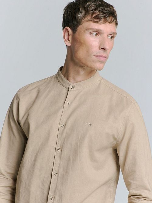 No Excess Overhemd Linnen Blend Beige Model / Voorkant