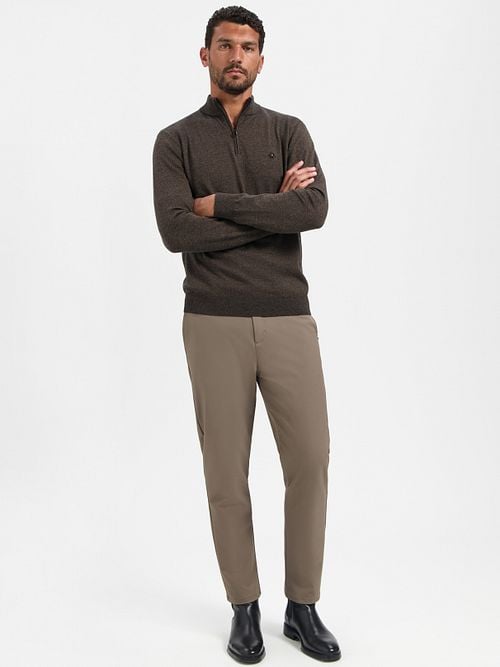 No Excess Half Zip Pullover Taupe Melange Model / Voorkant