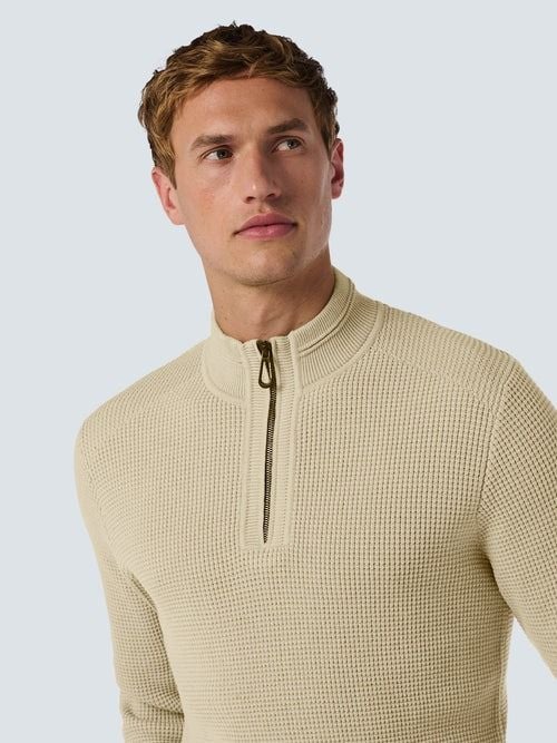 No Excess Half Zip Pullover Structure Melange Beige Model / Detail