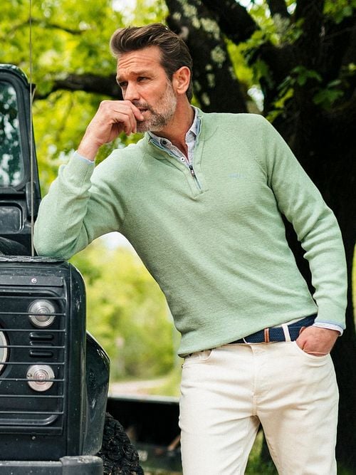 NZA Half Zip Sweater Ralph Light Green Model / Sfeerbeeld
