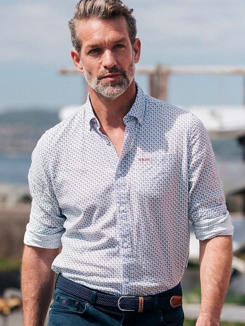NZA Shirt Aidan Print Blue Model / Sfeerbeeld