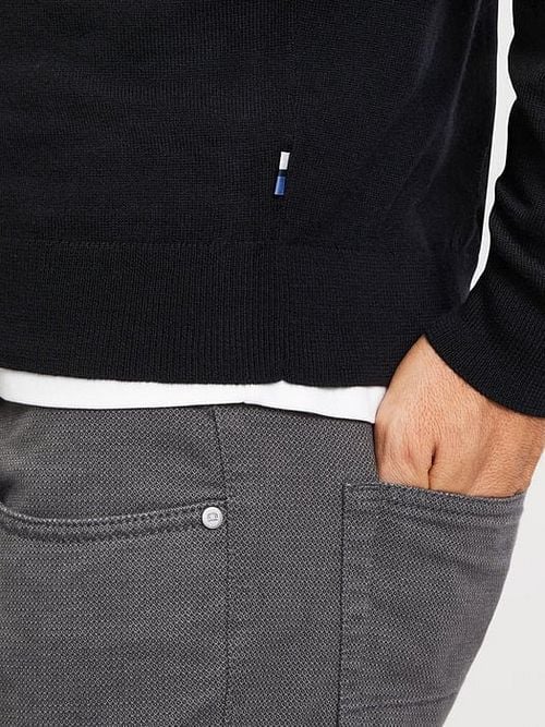 Olymp Casual Pullover Wool Navy Model / Detail