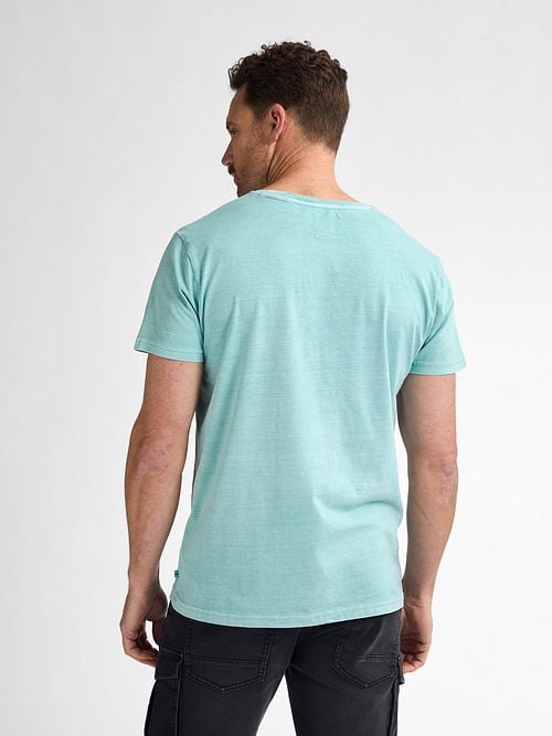 Petrol T-Shirt Key Melange Aqua Model / Achterkant