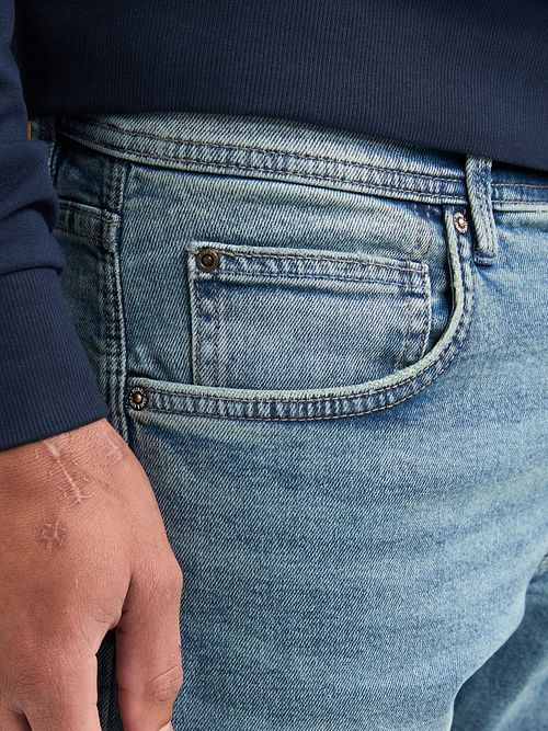 Petrol Straling Jeans Indigo Blue Model / Detail