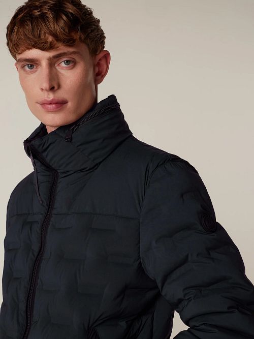 Reset Brick Lane Jacket Navy Model / Detail