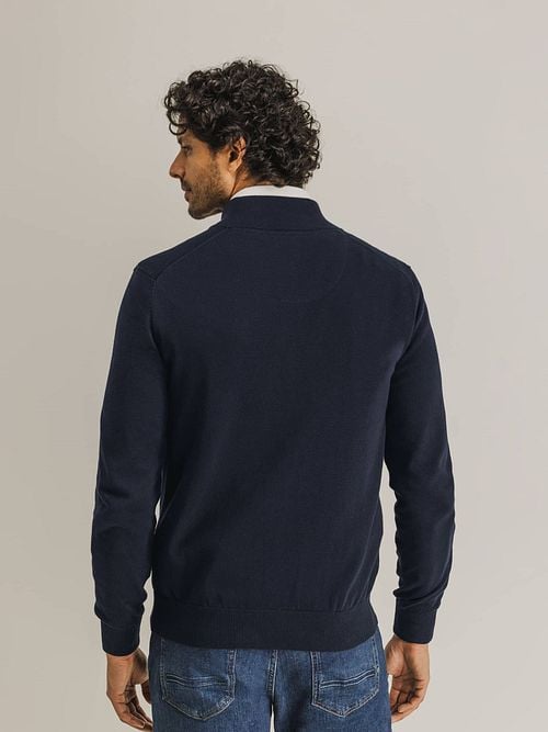 State Of Art Strickjacke Plain Navy Model / Achterkant