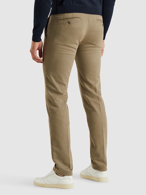 Vanguard V9 Chino Dobbey Greige Model / Achterkant
