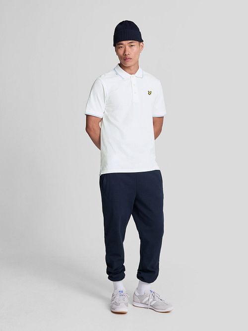 Lyle and Scott Polo Wit Model / Voorkant